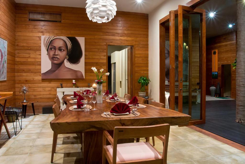 Eko Villa Seminyak - Tropical Villa, Walk To Beach Luaran gambar