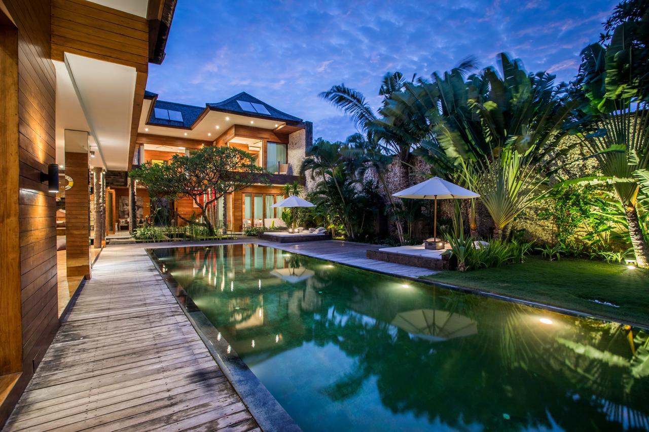 Eko Villa Seminyak - Tropical Villa, Walk To Beach Luaran gambar